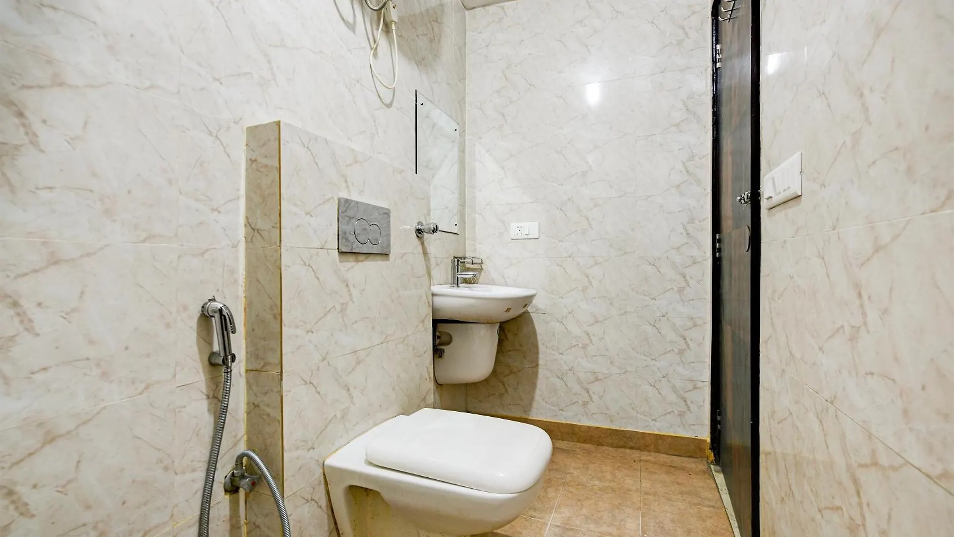 Transit Stay At Delhi Airport New Delhi